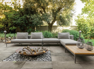 CDC-Pure02_inspirations-carrelage-terrasse-exterieur-pierre-naturelle-gris-fonce-schelfhout.jpg