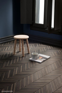 KR-mix-chevry-dark-inspirations-carrelage-sejour-chevron-petite-languette-imitation-parquet-ceramique-schelfhout.jpg