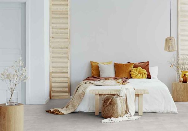 RS37945_Latina-Clear-Dry-Back-Bedroom.jpg